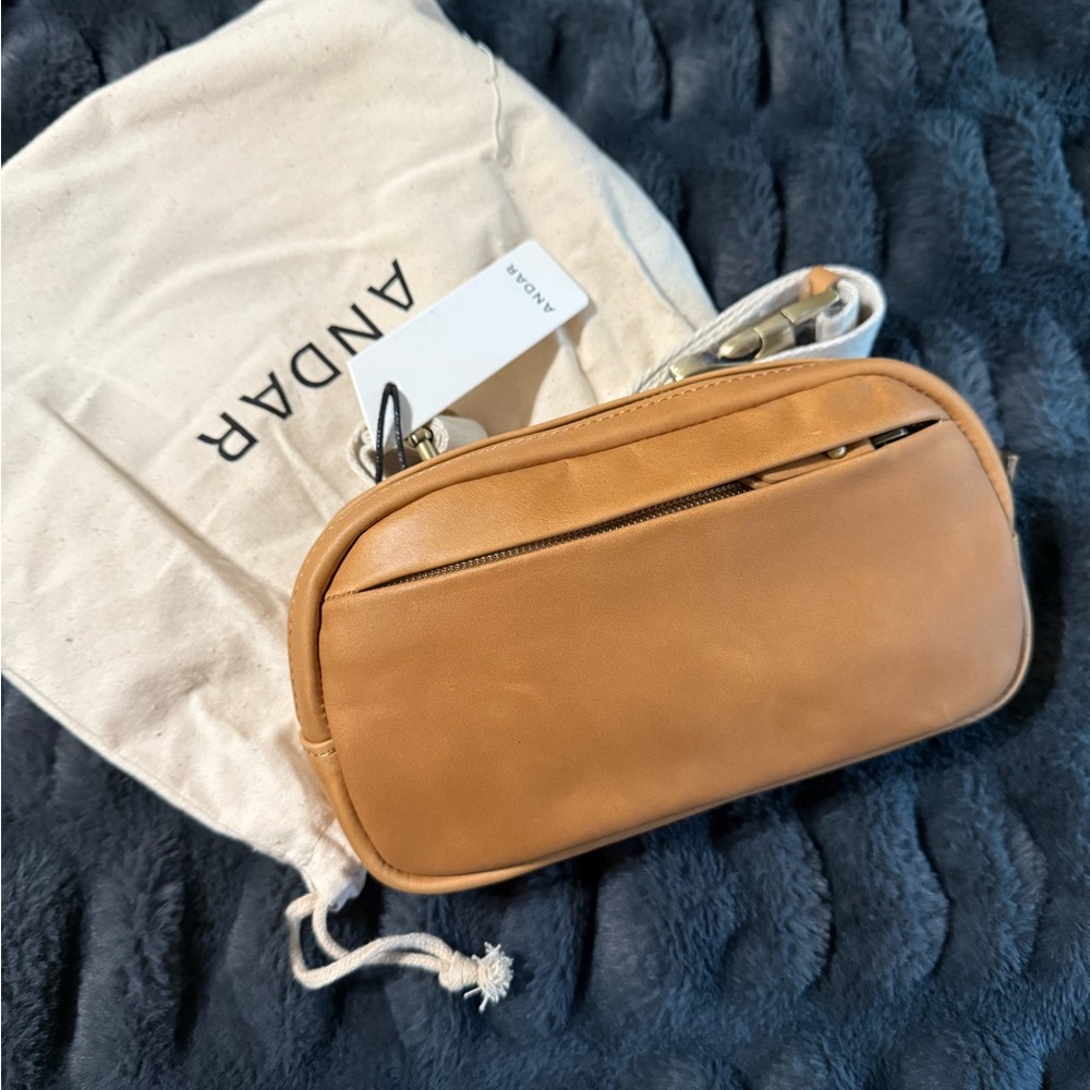 ANDAR ~ The Indie in the color Sand